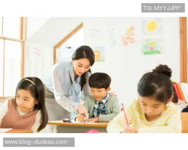 父亲透露希门尼斯脚踝问题频繁复发情况令人担忧不容忽视