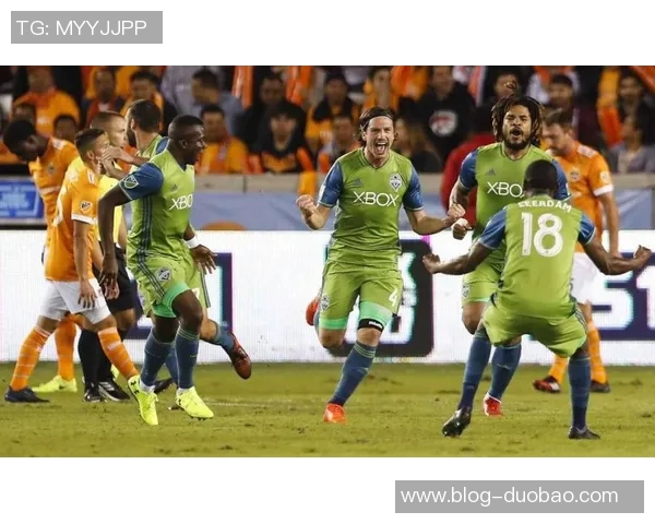 富安健洋下周将进行阿贾克斯体检若顺利将签约半年